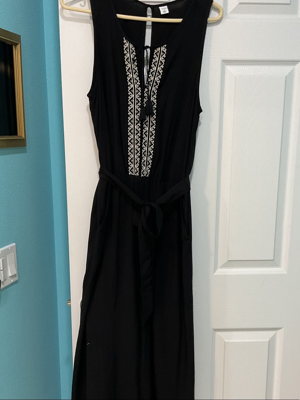 Ladies black embroidered pantsuit